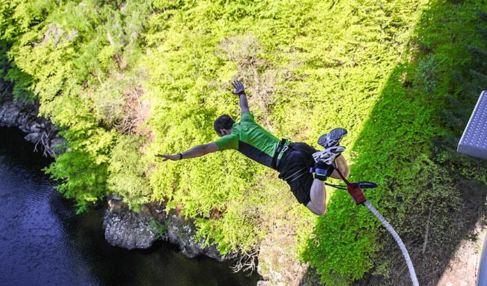 Can Bungee Jumping Hurt Your Back? Risks and Precautions