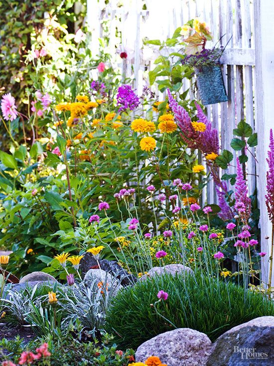 Creating and Maintaining a Beautiful Flower Garden